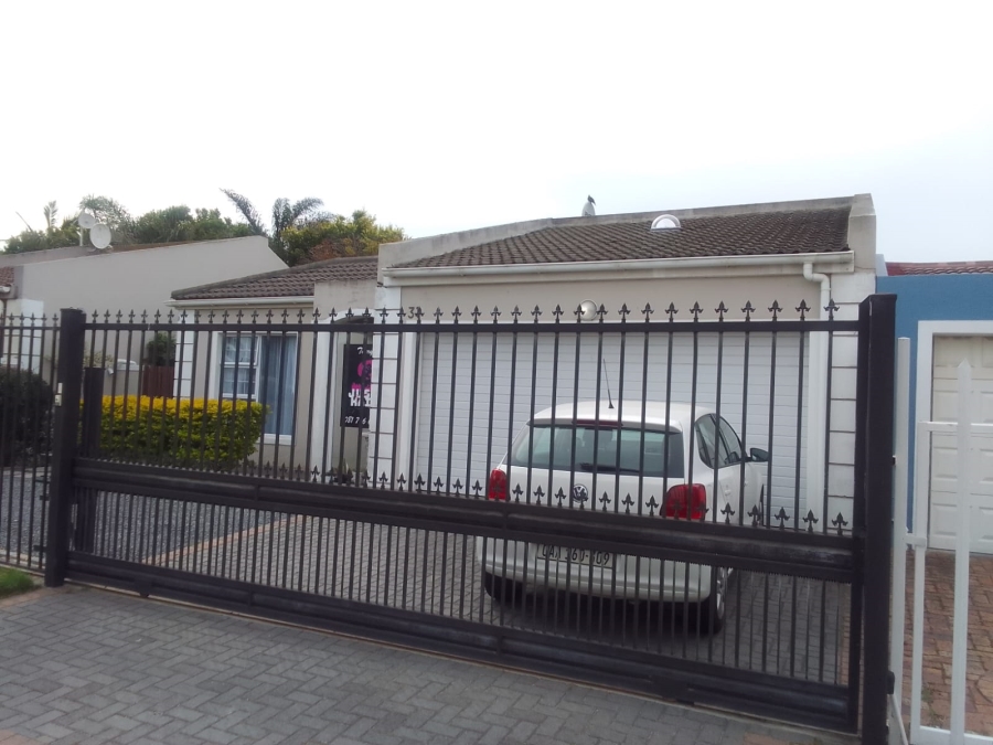 To Let 3 Bedroom Property for Rent in Parklands Western Cape